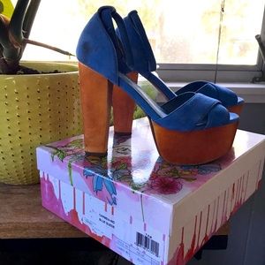 Jeffrey Campbell Carmen-WD platform heels